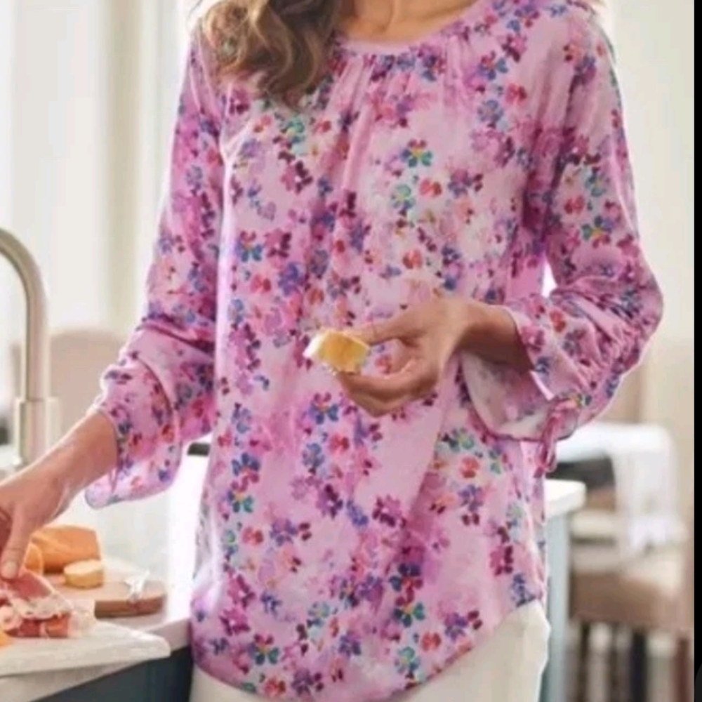 Soft Surroundings Lavender Pink Floral Long-Sleeve Blouse